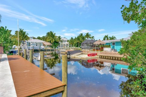 House in Jupiter, Florida 6 bedrooms, 416.2 sq.m. № 1159501 - photo 8