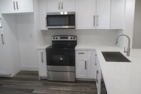 Condo in Lauderhill, Florida, 2 bedrooms  № 1159541 - photo 14