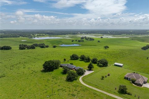 Villa ou maison à vendre à Dade City, Floride: 5 chambres, 385.36 m2 № 1285268 - photo 3