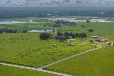 Купить виллу или дом в Дейд-Сити, Флорида 8 комнат, 385.36м2, № 1285268 - фото 2