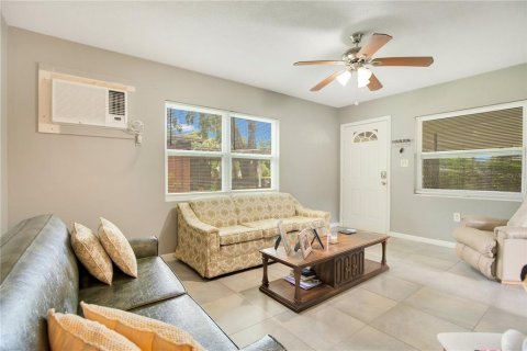 Immobilier commercial à vendre à Orlando, Floride: 8 chambres, 288 m2 № 1367682 - photo 6