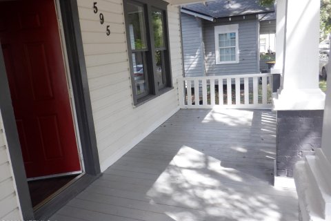 House in Jacksonville, Florida 2 bedrooms, 91.79 sq.m. № 774029 - photo 2