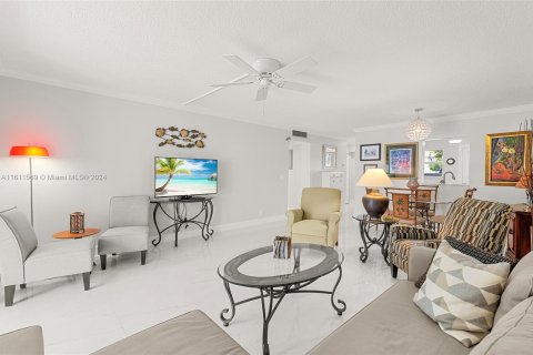 Condominio en venta en Dania Beach, Florida, 2 dormitorios, 106.28 m2 № 1233651 - foto 8