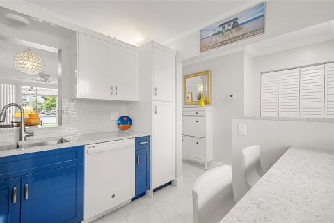 Condominio en venta en Dania Beach, Florida, 2 dormitorios, 106.28 m2 № 1233651 - foto 4