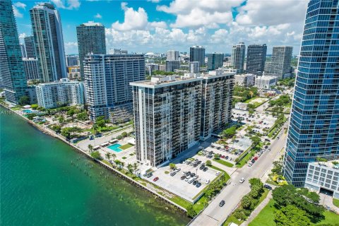 Condo in Miami, Florida, 2 bedrooms  № 1233619 - photo 5