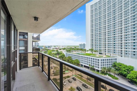 Copropriété à vendre à Miami, Floride: 2 chambres, 113.15 m2 № 1233619 - photo 26