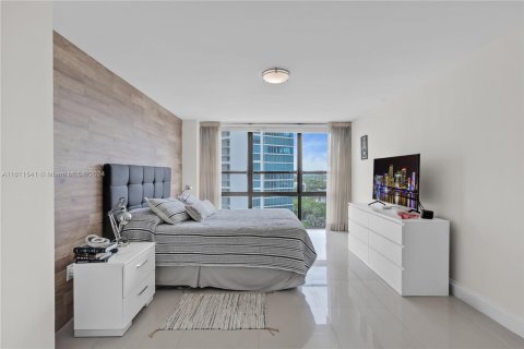 Copropriété à vendre à Miami, Floride: 2 chambres, 113.15 m2 № 1233619 - photo 20