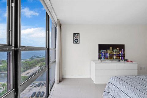 Copropriété à vendre à Miami, Floride: 2 chambres, 113.15 m2 № 1233619 - photo 23