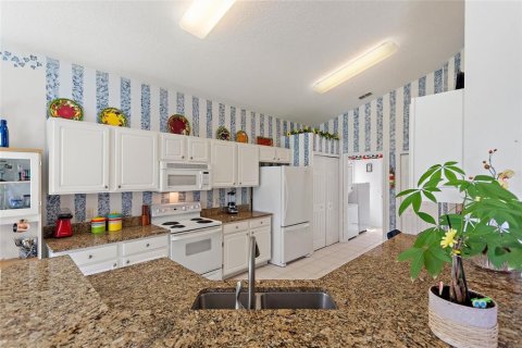 Casa en venta en Davenport, Florida, 2 dormitorios, 166.85 m2 № 1315305 - foto 4