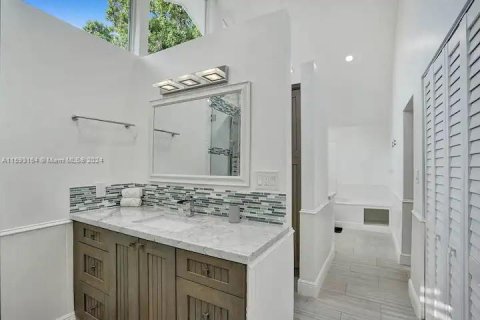 Villa ou maison à vendre à Fort Lauderdale, Floride: 5 chambres, 258.08 m2 № 1184776 - photo 21