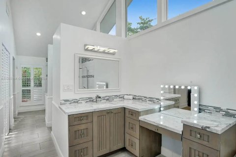 Villa ou maison à vendre à Fort Lauderdale, Floride: 5 chambres, 258.08 m2 № 1184776 - photo 22