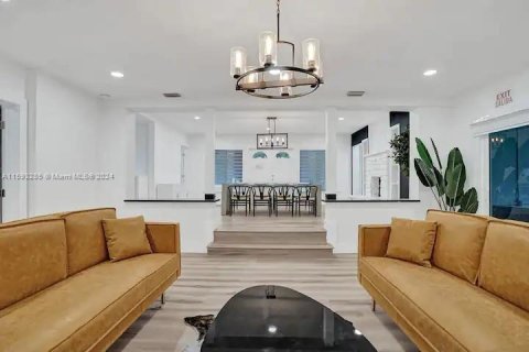 Casa en venta en Fort Lauderdale, Florida, 5 dormitorios, 199.28 m2 № 1184813 - foto 11