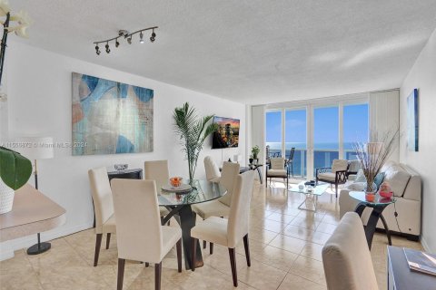 Copropriété à vendre à Hollywood, Floride: 1 chambre, 86.31 m2 № 1080837 - photo 24