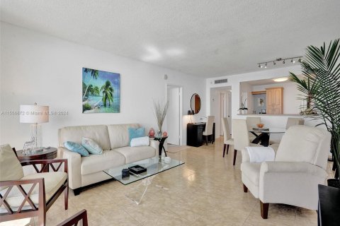 Copropriété à vendre à Hollywood, Floride: 1 chambre, 86.31 m2 № 1080837 - photo 5