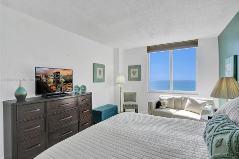 Copropriété à vendre à Hollywood, Floride: 1 chambre, 86.31 m2 № 1080837 - photo 13