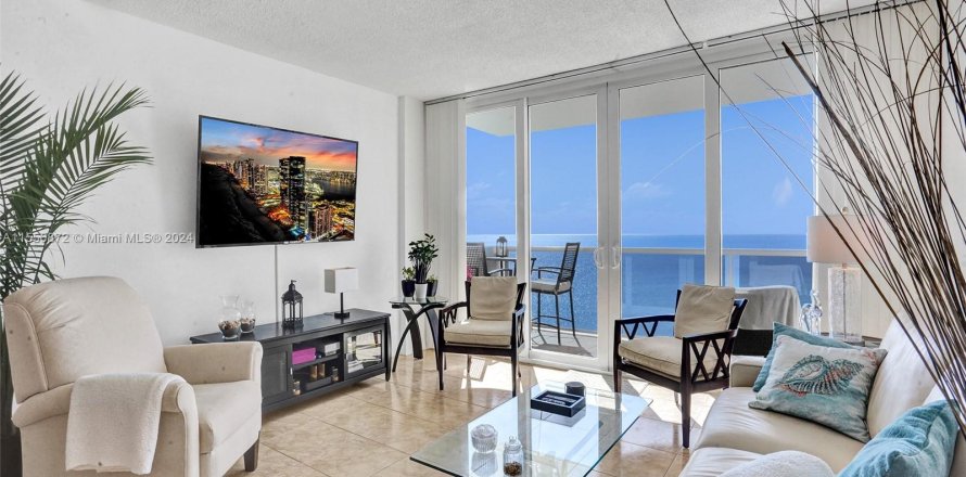 Condo in Hollywood, Florida, 1 bedroom  № 1080837