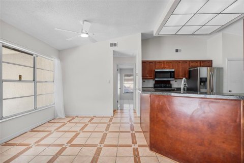 Casa en venta en Orlando, Florida, 4 dormitorios, 192.68 m2 № 1392923 - foto 15