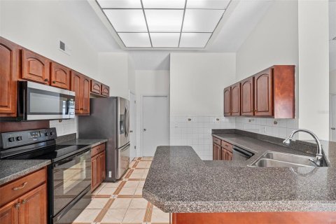 Casa en venta en Orlando, Florida, 4 dormitorios, 192.68 m2 № 1392923 - foto 16