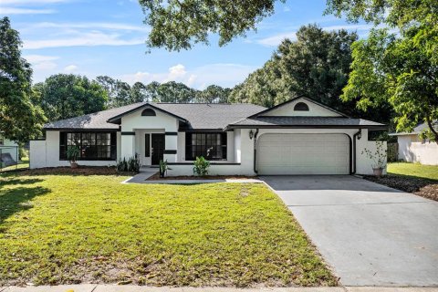 Villa ou maison à vendre à Orlando, Floride: 4 chambres, 192.68 m2 № 1392923 - photo 1