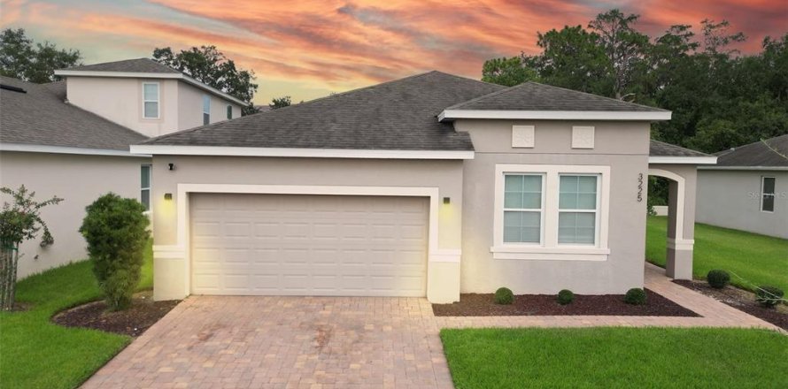 House in Kissimmee, Florida 4 bedrooms, 199.55 sq.m. № 1304583