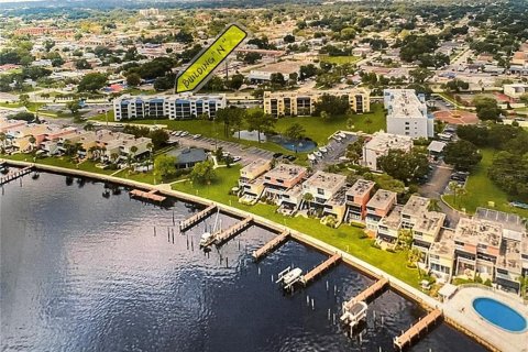 Immobilier commercial à vendre à Tampa, Floride: 2930.14 m2 № 214481 - photo 3