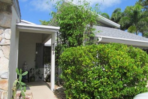 House in St. Lucie, Florida 3 bedrooms, 302.49 sq.m. № 1274327 - photo 6