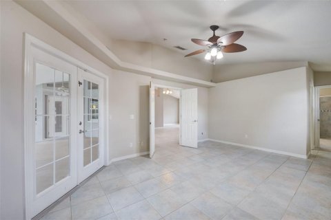 Villa ou maison à vendre à North Port, Floride: 5 chambres, 236.44 m2 № 1108322 - photo 28