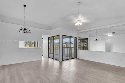 Condo in Homestead, Florida, 3 bedrooms  № 1327880 - photo 5