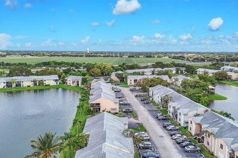 Copropriété à louer à Homestead, Floride: 3 chambres, 111.02 m2 № 1327880 - photo 4