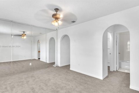 Copropriété à louer à Homestead, Floride: 3 chambres, 111.02 m2 № 1327880 - photo 23