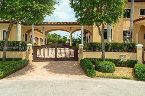 Villa ou maison à vendre à Palmetto Bay, Floride: 7 chambres, 627.09 m2 № 1101594 - photo 4