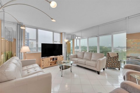 Condominio en venta en Hollywood, Florida, 2 dormitorios, 119.29 m2 № 964002 - foto 28