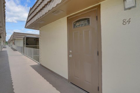 Condo in Delray Beach, Florida, 2 bedrooms  № 1222596 - photo 19