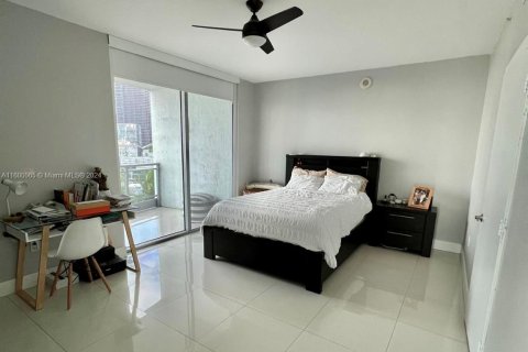 Condominio en venta en Miami, Florida, 2 dormitorios, 118.36 m2 № 1364109 - foto 11