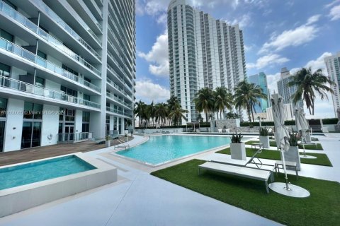 Copropriété à vendre à Miami, Floride: 2 chambres, 118.36 m2 № 1364109 - photo 20