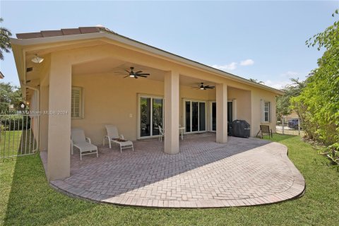 Villa ou maison à vendre à Weston, Floride: 4 chambres, 248.42 m2 № 1364161 - photo 22