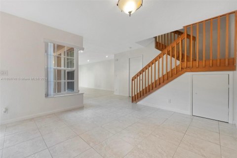 Touwnhouse à vendre à Cooper City, Floride: 3 chambres, 154.78 m2 № 1364138 - photo 4