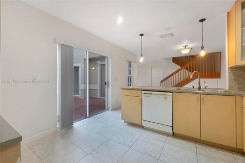 Touwnhouse à vendre à Cooper City, Floride: 3 chambres, 154.78 m2 № 1364138 - photo 6