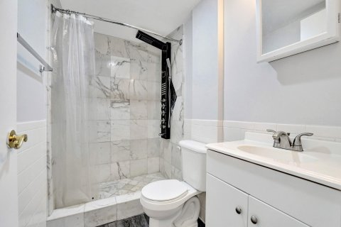 Condo in Fort Lauderdale, Florida, 3 bedrooms  № 984485 - photo 18