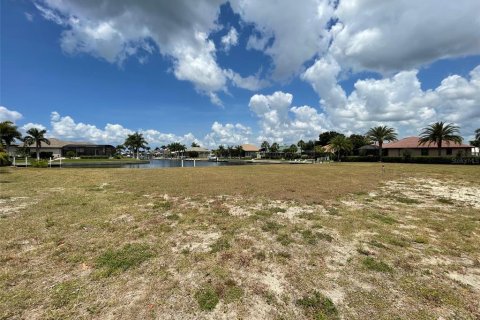 Terrain à vendre à Punta Gorda, Floride № 1169606 - photo 5