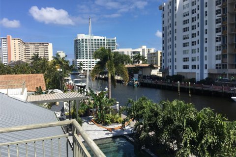 Villa ou maison à vendre à Fort Lauderdale, Floride: 4 chambres, 312.89 m2 № 1118052 - photo 16