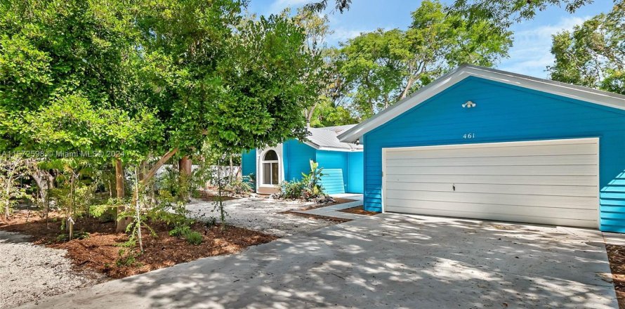 Casa en Key Largo, Florida 3 dormitorios, 130.81 m2 № 1132235