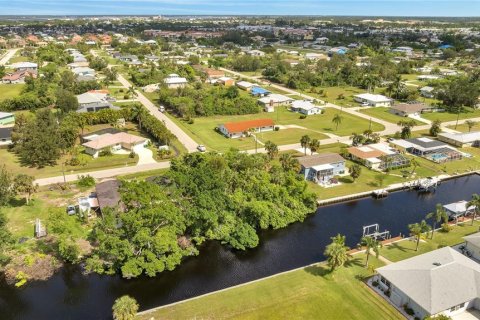 Купить земельный участок в Пунта-Горда, Флорида № 746509 - фото 3