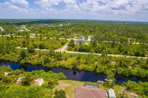 Terreno en venta en Port Charlotte, Florida № 1274415 - foto 7