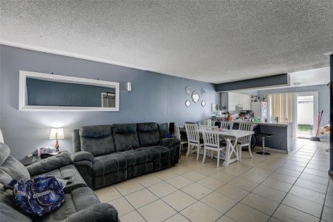 Condominio en venta en Orlando, Florida, 2 dormitorios, 78.97 m2 № 1111551 - foto 5