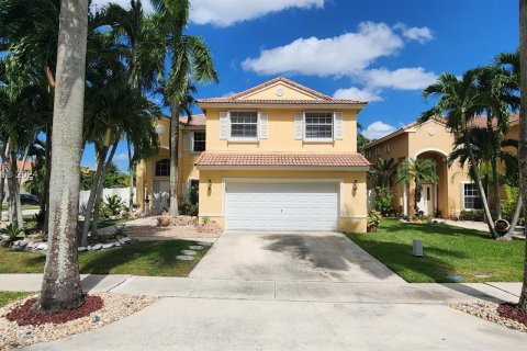 House in Pembroke Pines, Florida 4 bedrooms, 205.87 sq.m. № 1321628 - photo 9