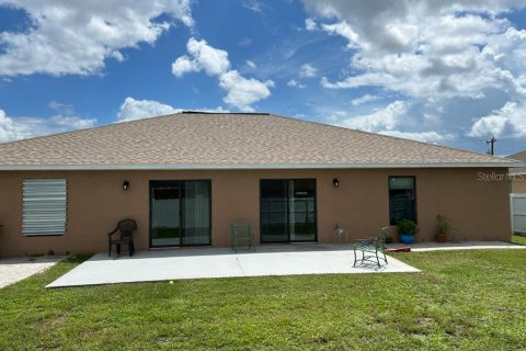 Купить коммерческую недвижимость в Кейп-Корал, Флорида 224.64м2, № 699308 - фото 10