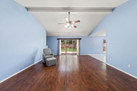 Villa ou maison à louer à Niceville, Floride: 4 chambres, 168.62 m2 № 590489 - photo 10