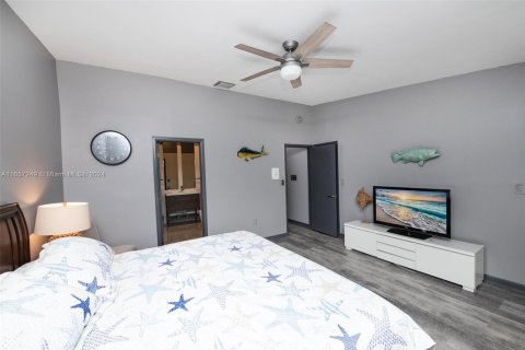 Townhouse in North Miami Beach, Florida 2 bedrooms, 179.86 sq.m. № 1362668 - photo 27