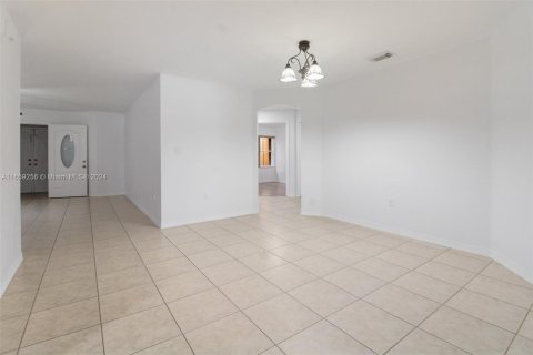 Townhouse in Miami, Florida 3 bedrooms, 167.04 sq.m. № 1362763 - photo 18